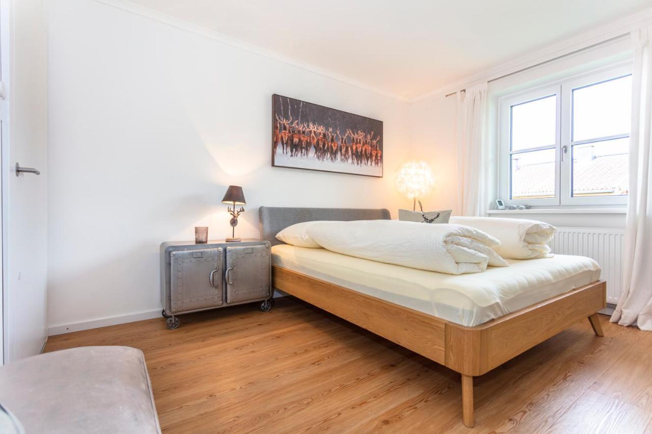 Ferienwohnung Weitblick ザールフェルデン・アム・シュタイナーネン・メアー エクステリア 写真